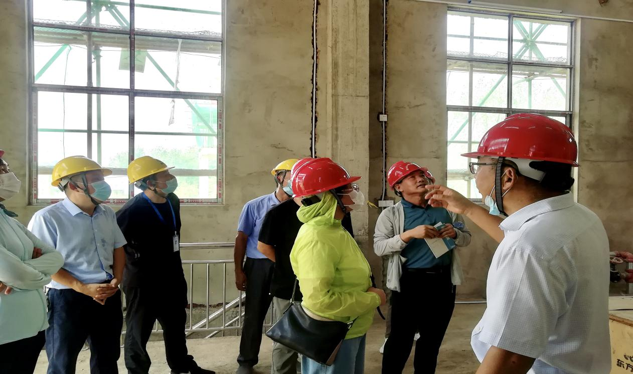 省水利協(xié)會組織專家對公司樅陽項目申報“安徽省水利建設工程  規(guī)范化施工管理工地”進行現(xiàn)場復核(圖2) 省水利協(xié)會組織專家對公司樅陽項目申報“安徽省水利建設工程  規(guī)范化施工管理工地”進行現(xiàn)場復核(圖2)