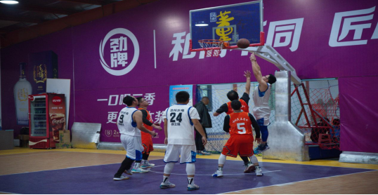 公司參加市第十三屆雙擁籃球賽(圖2) 公司參加市第十三屆雙擁籃球賽(圖2)